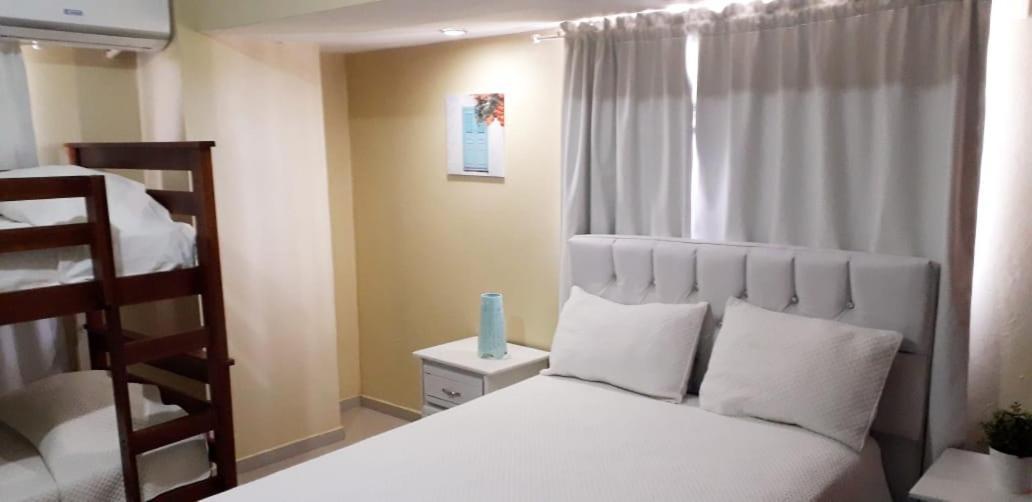 Hostal Bella Epoca Санто Доминго Екстериор снимка